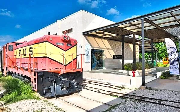 Mexican Rail Spectacular